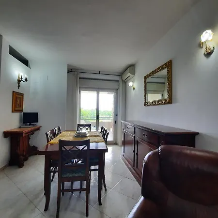 Luna Reale Relais E